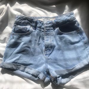 Brandy Melville shorts